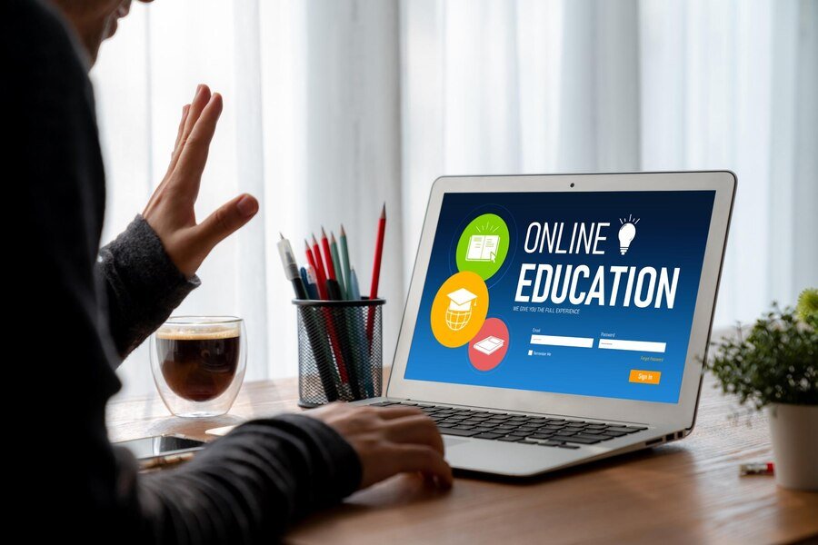Top Online NEET Coaching in South India Online Coaching for JEE & NEET