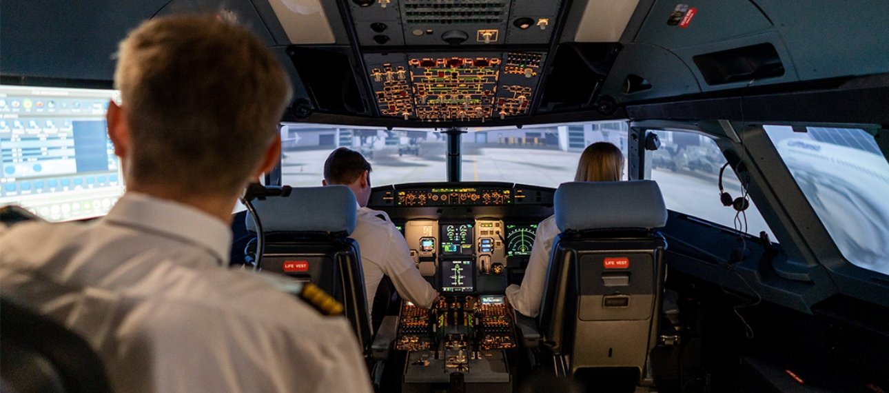 International Pilot Program Agency in Hyderabad Commercial Pilot Course Abroad